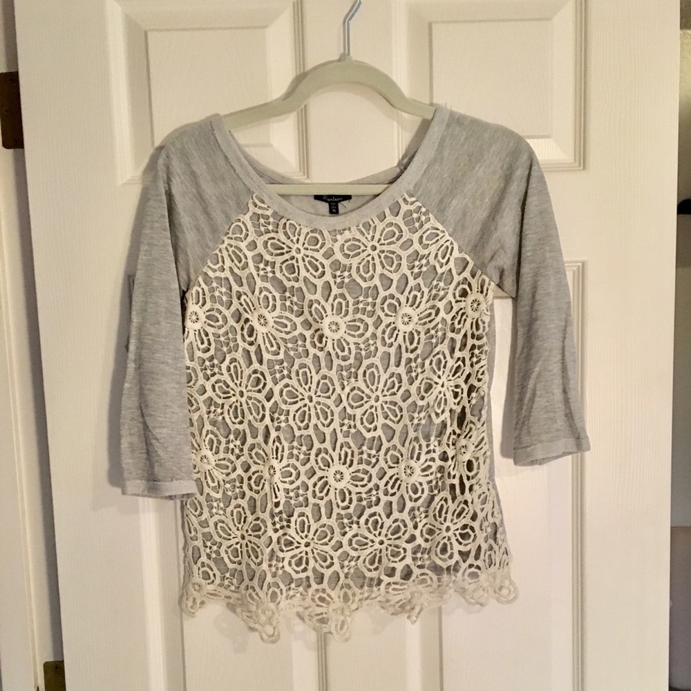 Monteau | Lace 3/4 Top